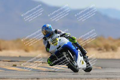 media/Mar-21-2025-CVMA Friday Practice (Fri) [[30cd4fe323]]/5-Racer 4/Session 4 (Turn 16)/